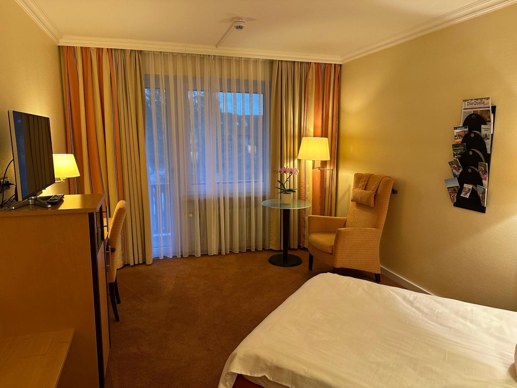 Hotel Kieferneck บัดบีเวนเซิน ภายนอก รูปภาพ